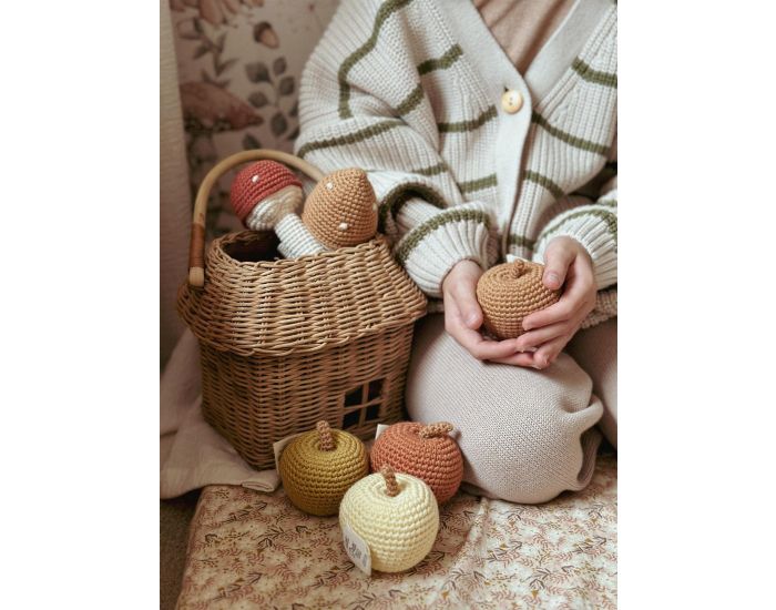PATTI OSLO Hochet Pommes en Crochet - Ds la naissance (2)